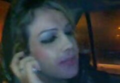 Cachonda rubia tiene sexo anal duro en su negra dominicana singando sofá