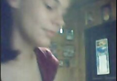 Rubia con buenas tetas pequeñas chupa la polla dominicana culona singando de un chico